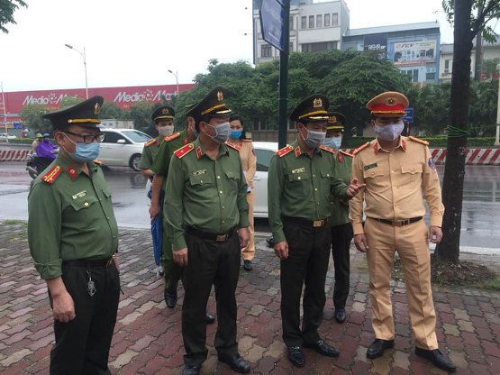 Hà Nội: Trang bị đầy đủ phương tiện cho 30 chốt trực giám sát phòng dịch Covid-19.